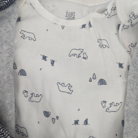 NWT 3- Piece Polar Bear Winter Set Baby Boy Size 12 months - Picture 5 of 5